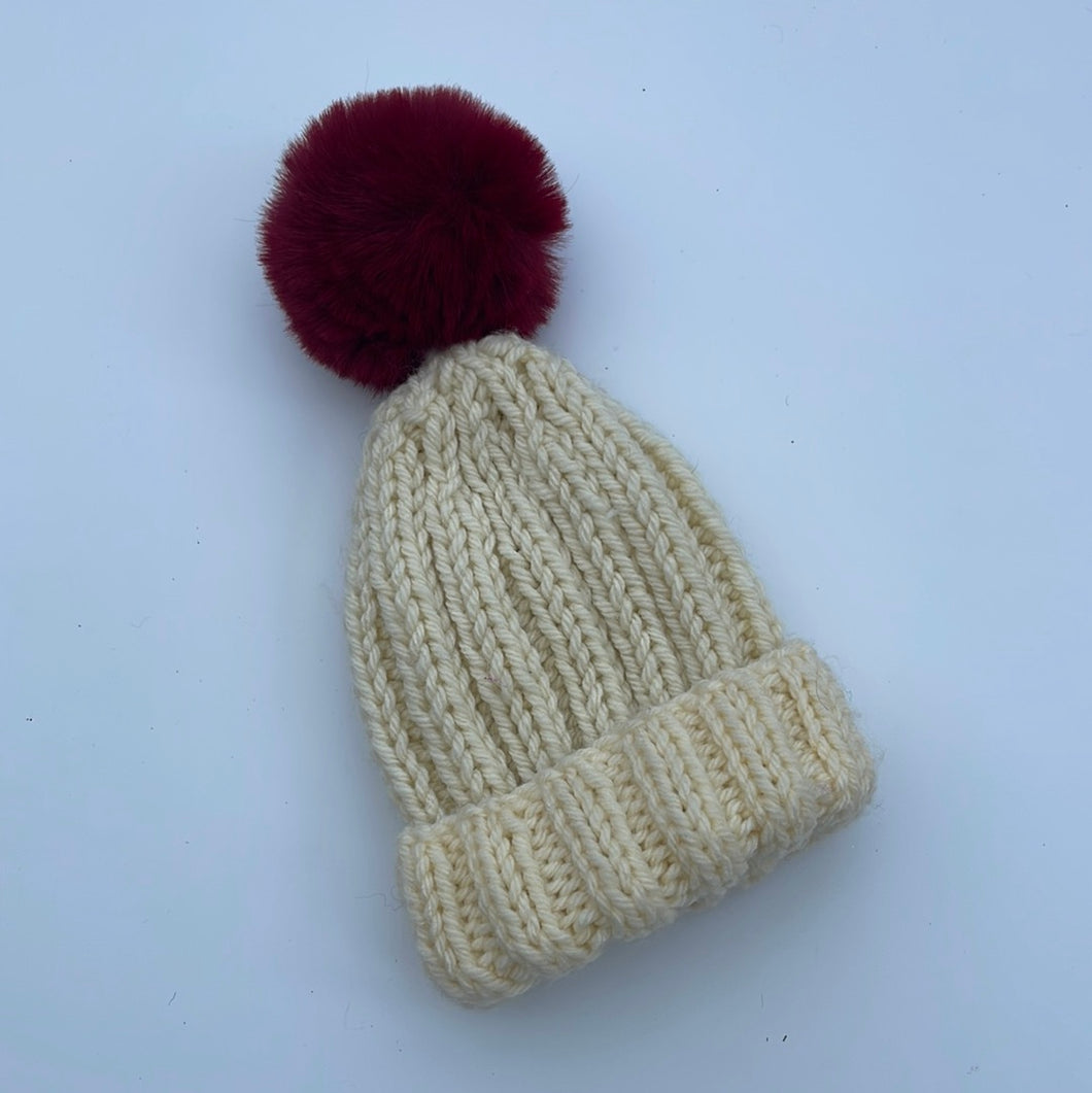Hand knitted hat 0-6m