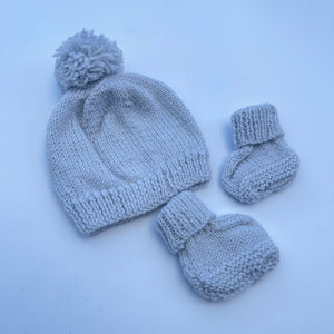 Light grey hand knitted hat and boots set 3-6m